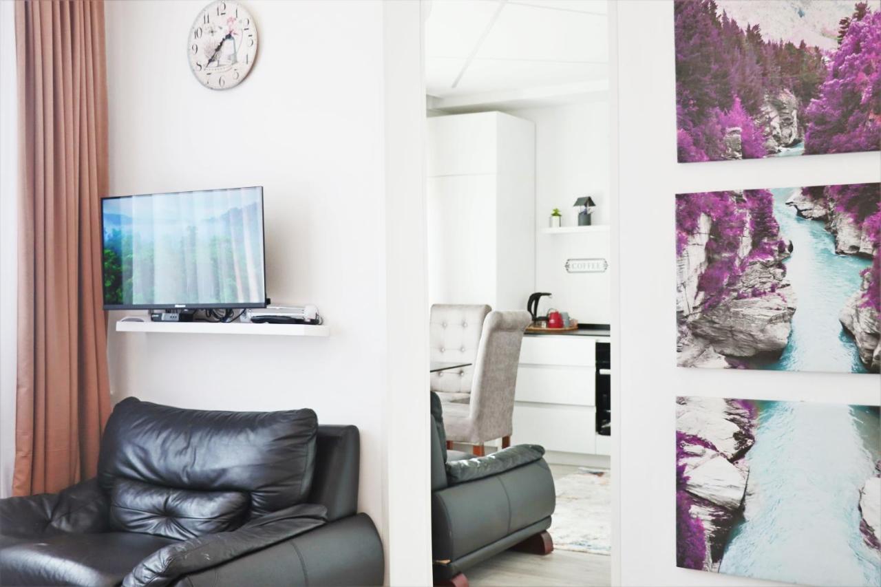 Cozy Apartment In Pristina Extérieur photo